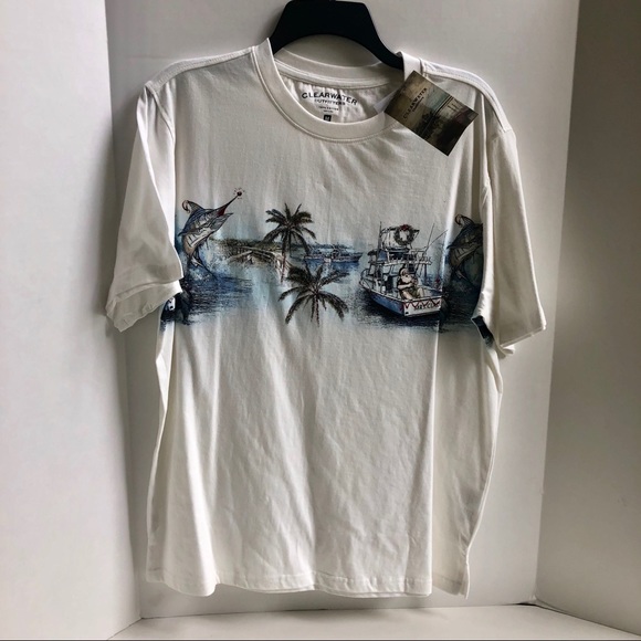 🇺🇸 CLEARWATER CHRISTMAS FISHING T-SHIRT, Size M - Picture 4 of 6